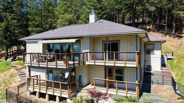 13636 Vincent Ct, Grass Valley, CA 95945