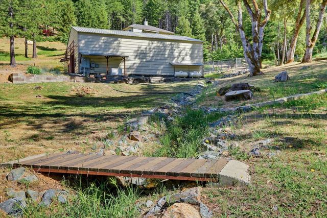 13636 Vincent Ct, Grass Valley, CA 95945