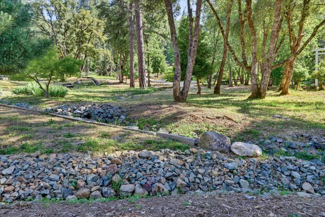 13636 Vincent Ct, Grass Valley, CA 95945