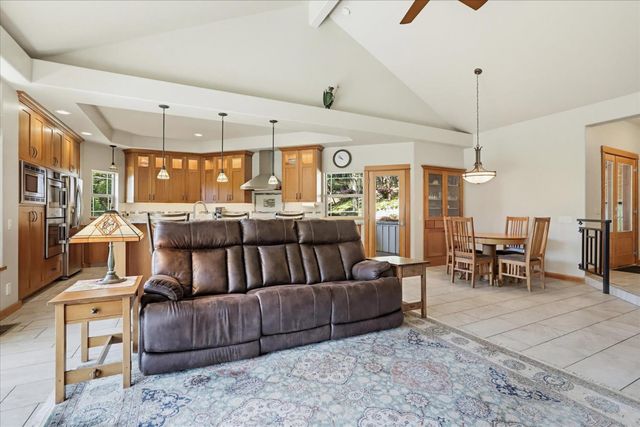 13636 Vincent Ct, Grass Valley, CA 95945