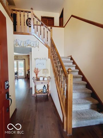 11143 Oakspring Court, Indianapolis, IN 46239