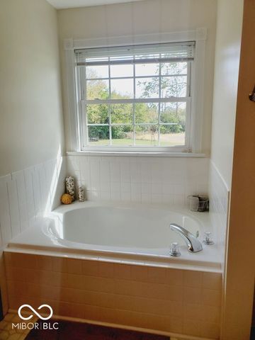 11143 Oakspring Court, Indianapolis, IN 46239