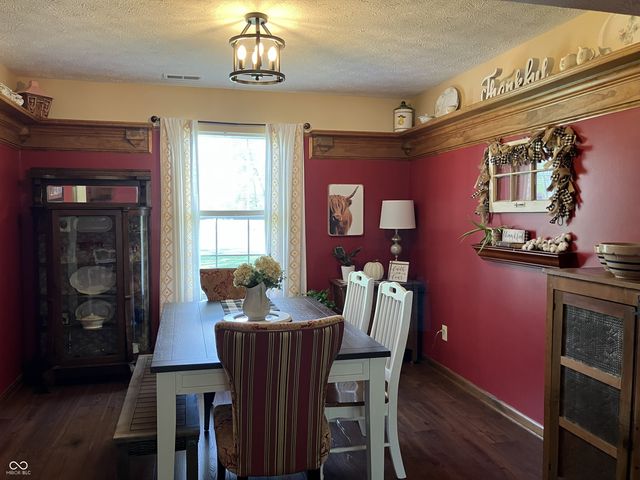 11143 Oakspring Court, Indianapolis, IN 46239