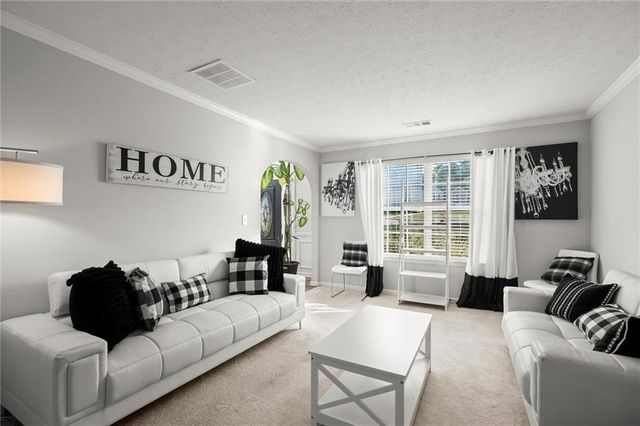 423 Blackbird Way, Hampton, GA 30228