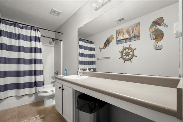423 Blackbird Way, Hampton, GA 30228