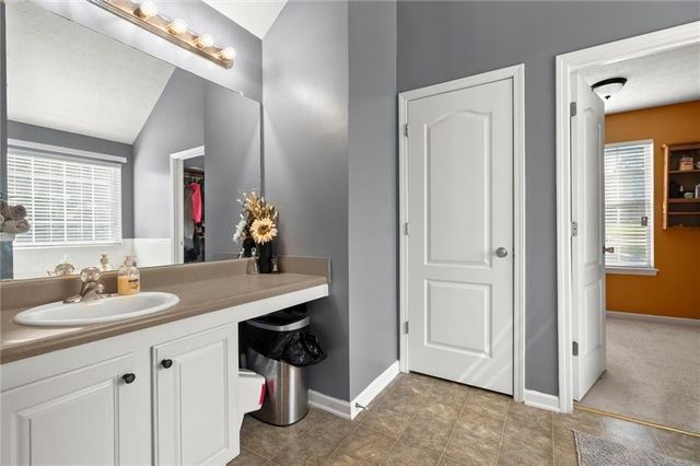 423 Blackbird Way, Hampton, GA 30228