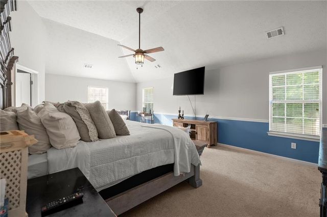 423 Blackbird Way, Hampton, GA 30228