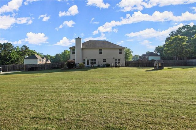 423 Blackbird Way, Hampton, GA 30228