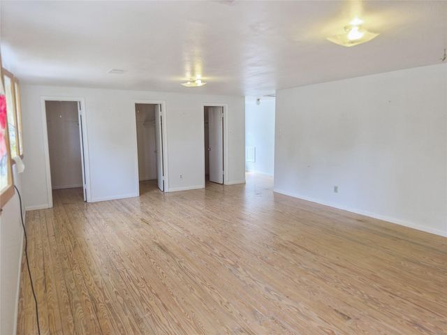 102 Post Oak, Lake Jackson, TX 77566