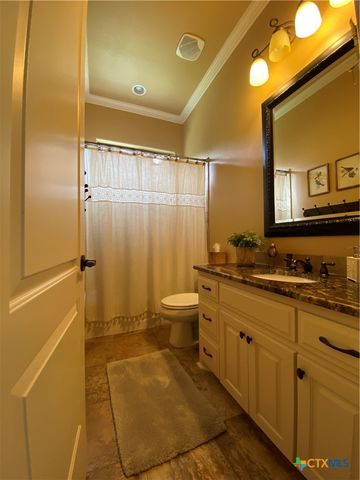 6110 Wooded Creek Cove, Temple, TX 76502