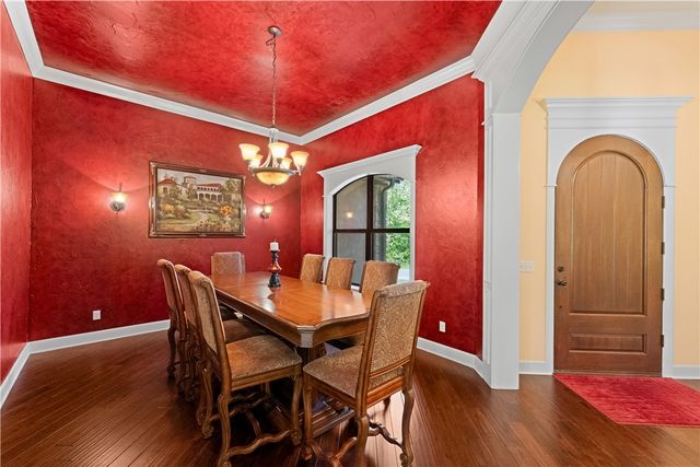610 Winding Spring Drive, Fayetteville, AR 72703