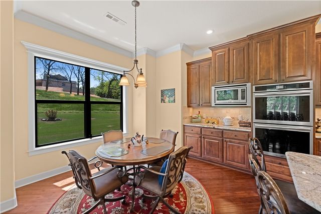 610 Winding Spring Drive, Fayetteville, AR 72703