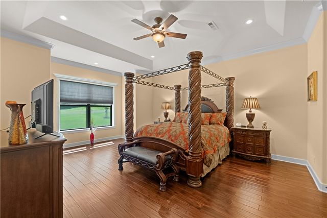 610 Winding Spring Drive, Fayetteville, AR 72703