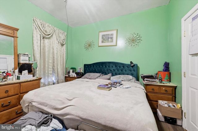 1527 N DOVER ST, Philadelphia, PA 19121