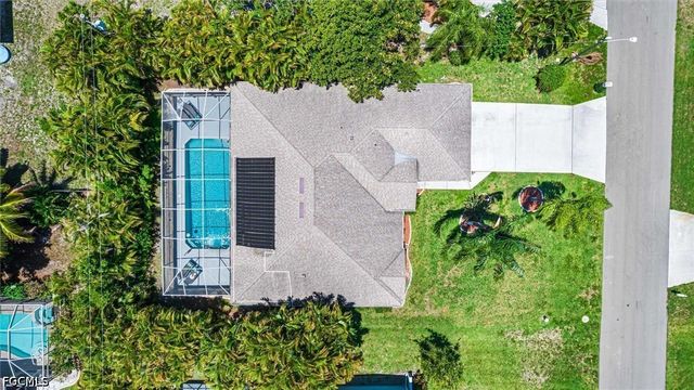 620 SE 21st TER, Cape Coral, FL 33990