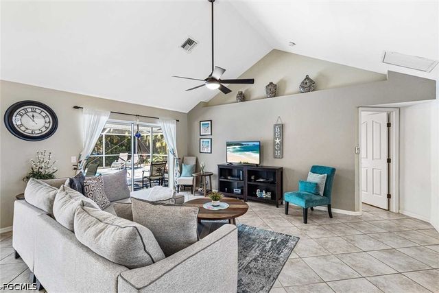 620 SE 21st TER, Cape Coral, FL 33990