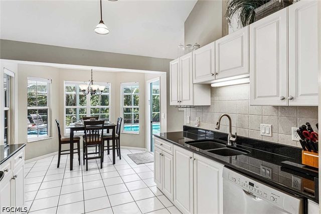 620 SE 21st TER, Cape Coral, FL 33990