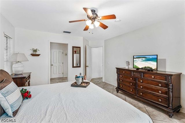 620 SE 21st TER, Cape Coral, FL 33990