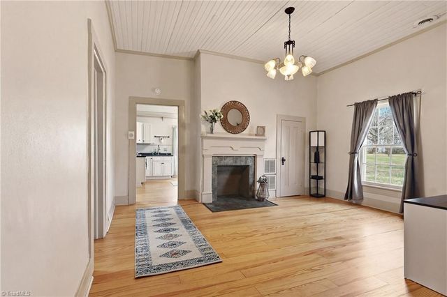 505 W Decatur Street, Madison, NC 27025