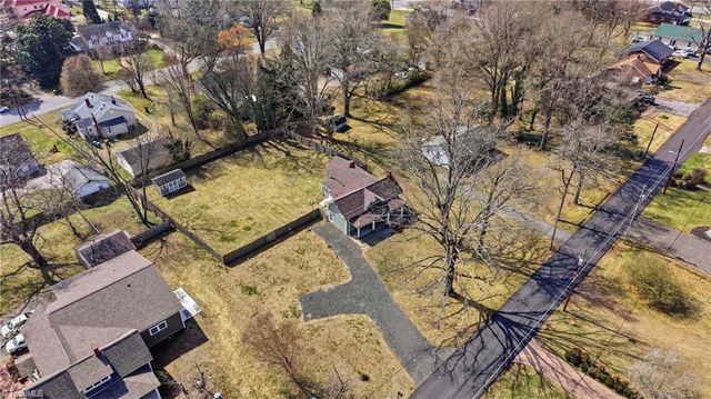 505 W Decatur Street, Madison, NC 27025