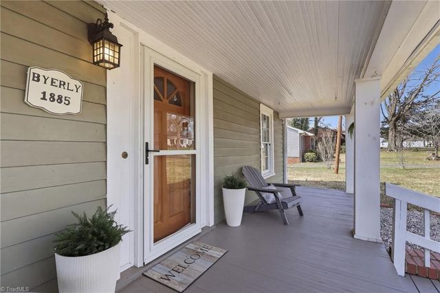 505 W Decatur Street, Madison, NC 27025