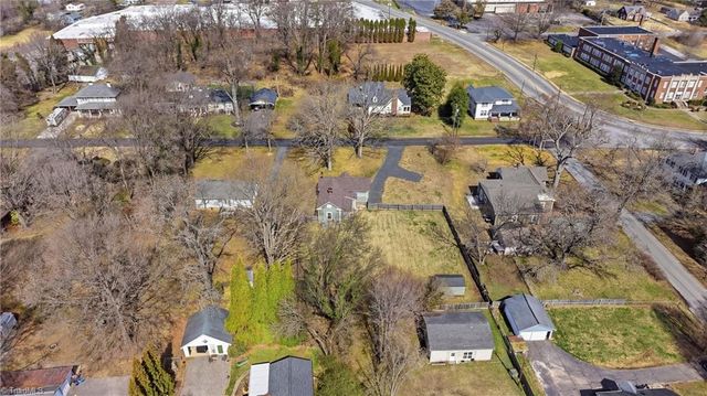 505 W Decatur Street, Madison, NC 27025