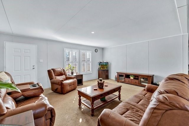 104 Private Road 1114, Decatur, TX 76234