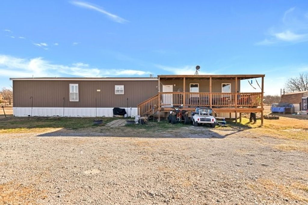 104 Private Road 1114, Decatur, TX 76234