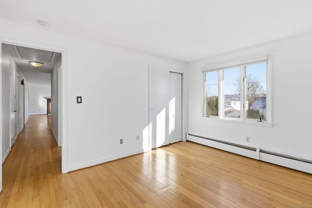 8 Cherryfield Drive, West Hartford, CT 06107