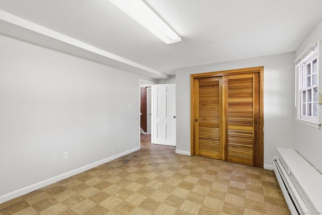 8 Cherryfield Drive, West Hartford, CT 06107