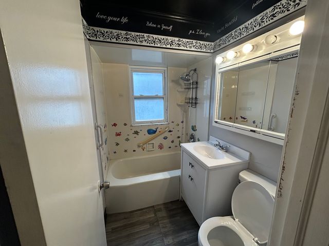 3733 W 157th Street, Markham, IL 60428