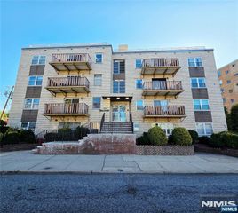 283 Main Street 1A, Ridgefield Park, NJ 07660