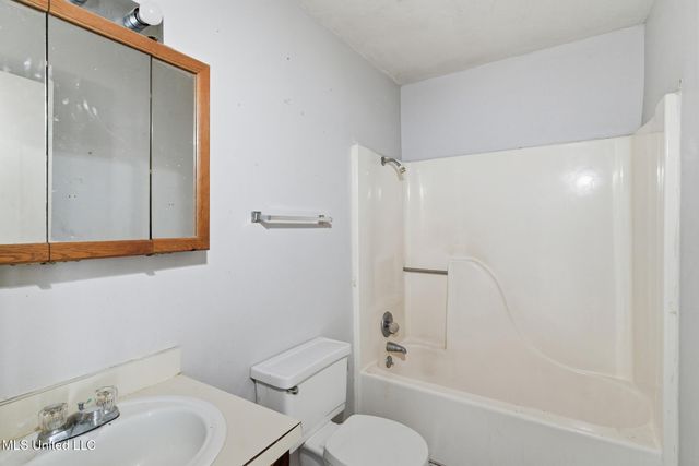 101 Hardwood Court, Hattiesburg, MS 39401