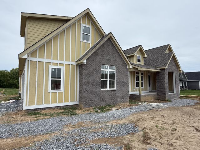 8680 Middle Lick Creek Rd, Lyles, TN 37098