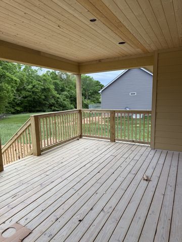 8680 Middle Lick Creek Rd, Lyles, TN 37098