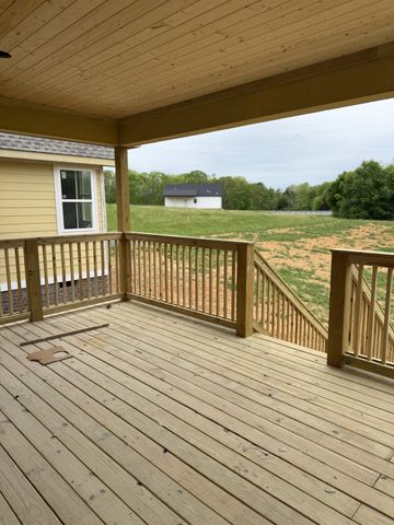 8680 Middle Lick Creek Rd, Lyles, TN 37098