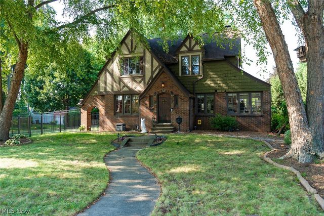 421 21st Street NW, Canton, OH 44709