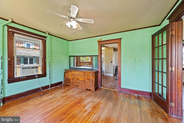 115 HILTON AVE, Catonsville, MD 21228