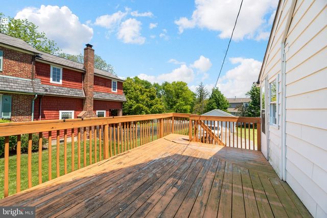 115 HILTON AVE, Catonsville, MD 21228