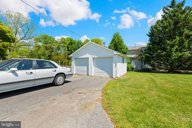 115 HILTON AVE, Catonsville, MD 21228