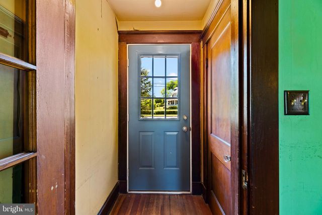 115 HILTON AVE, Catonsville, MD 21228