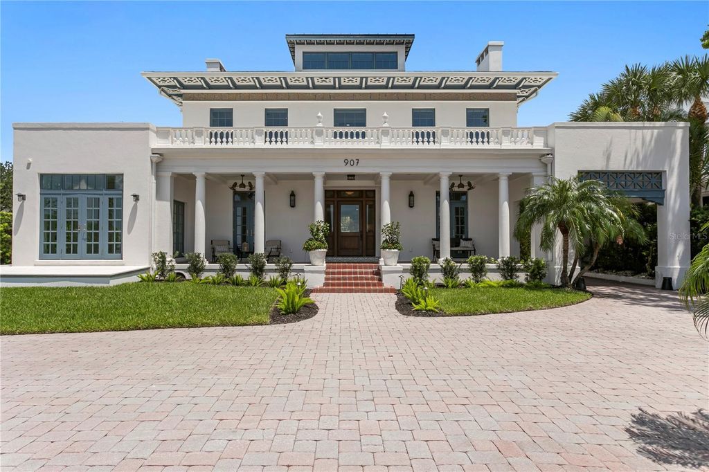 Image 1 of property listing at 907 BAYSHORE BOULEVARD, Tampa, FL 33606