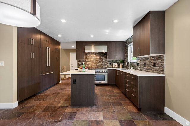1689 E KIERSTIN PL, Salt Lake City, UT 84108