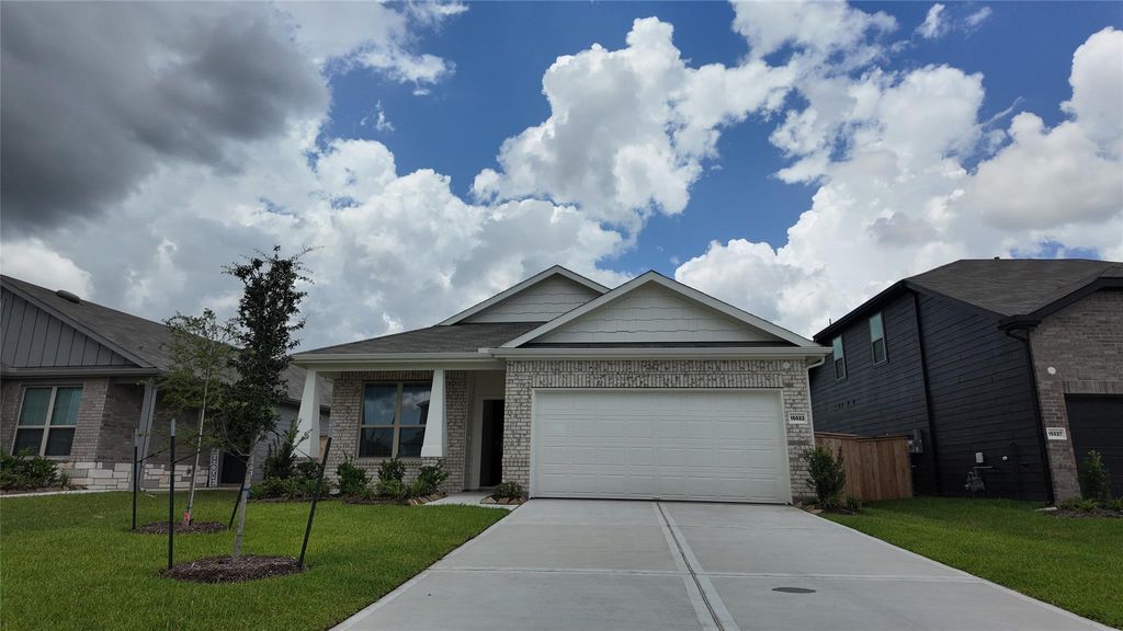 15023 Rustic Moon Road, Conroe, TX 77302