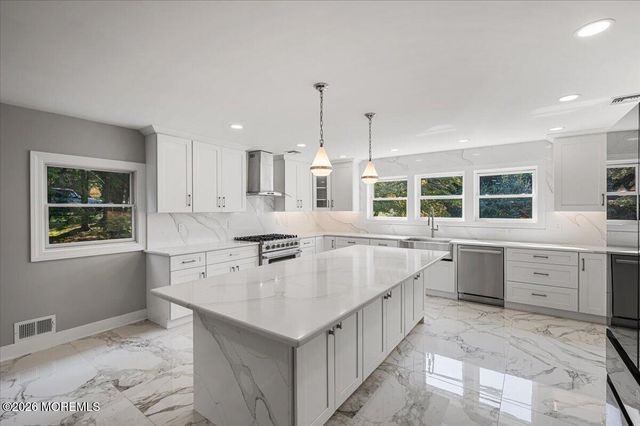 146 Bruce Road, Red Bank, NJ 07701