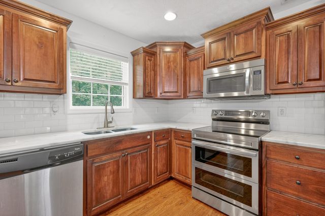 103 Myra Ln, Tullahoma, TN 37388