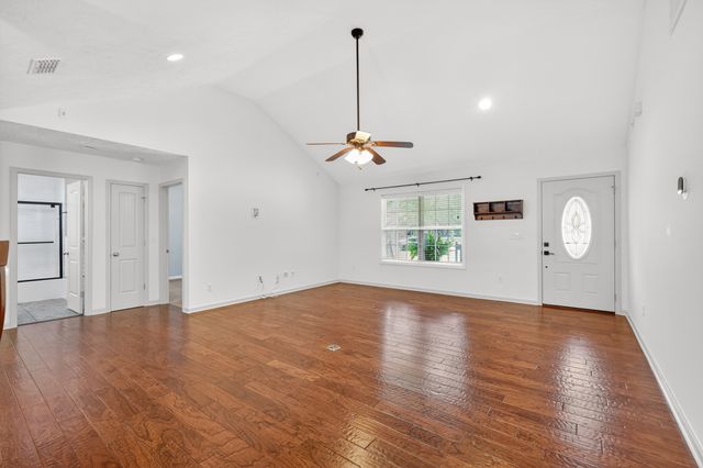 103 Myra Ln, Tullahoma, TN 37388