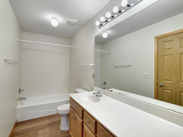 840 Old Town Drive, New Brighton, MN 55112