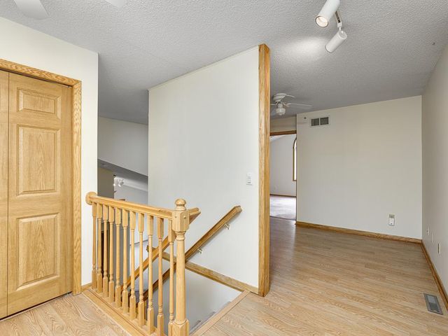 840 Old Town Drive, New Brighton, MN 55112
