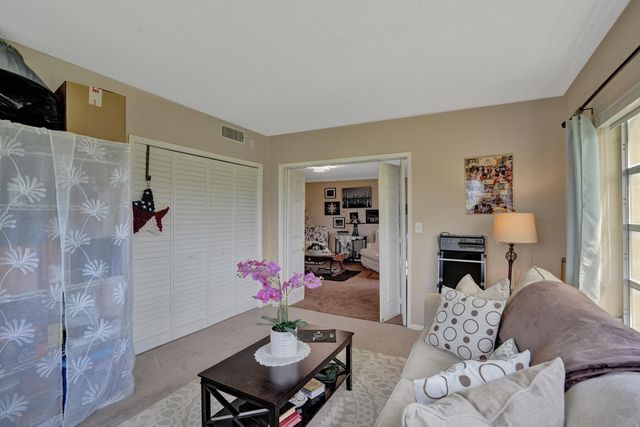 2850 N Palm Aire Drive 401, Pompano Beach, FL 33069